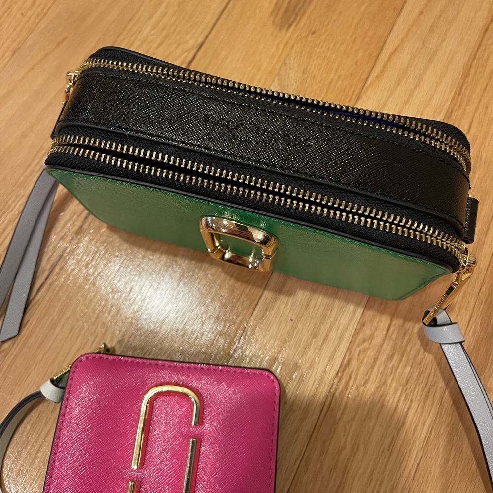 Marc Jacobs Snapshot Bag & Matching Wallet - image 7
